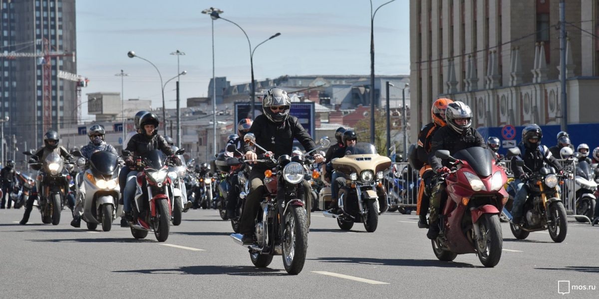 Ленинградку оценили как одну из самых опасных магистралей для мотоциклистов в столице 
